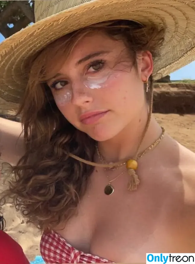 Zoe Simmons nude photo #0012 (zoeesimmons)