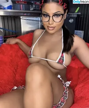 Zoebarista / Tapzoesbyeoh / Zoe_barista / zoe.barista nude photo #0039