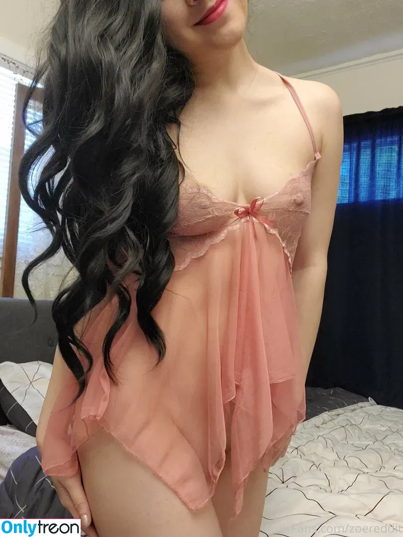 zoelevain nude photo #0197 (zoelevine_)