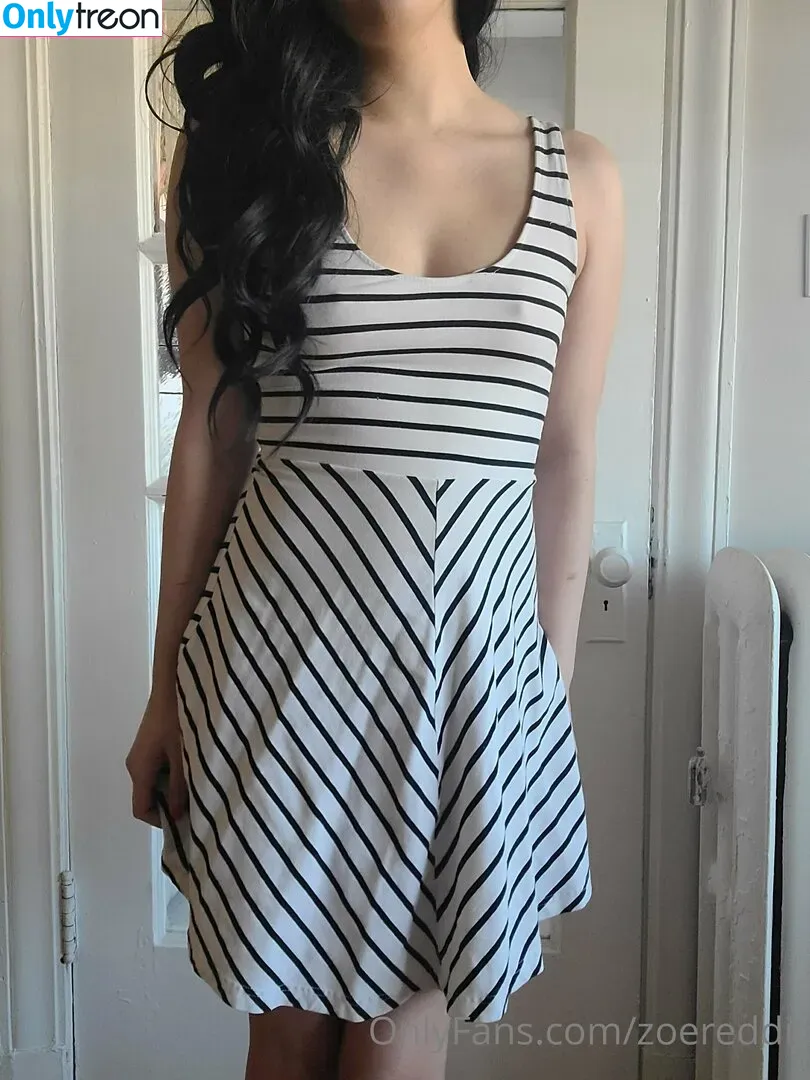 zoelevain nude photo #0348 (zoelevine_)
