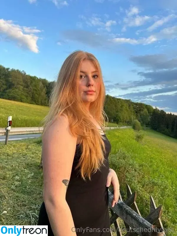 ZoeRedHair nude photo #0017 (ZoeRedHair)
