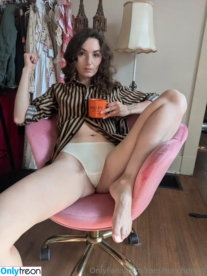 zoesfrenchpress nude photo #0188 (__ffrenchfries__)