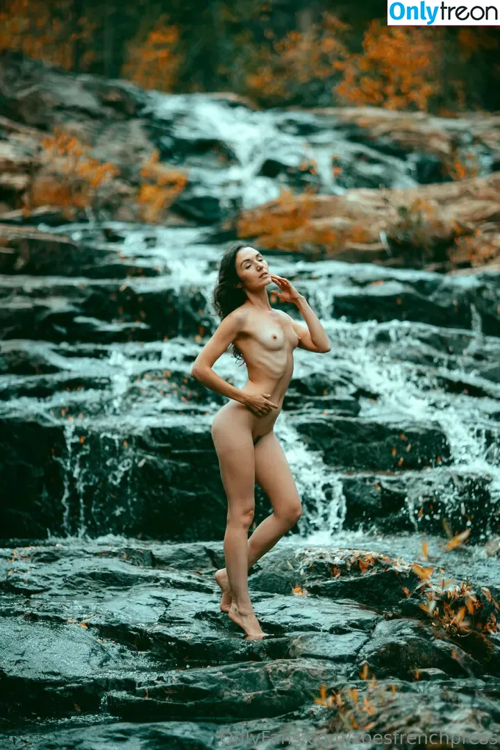 zoesfrenchpress nude photo #0205 (__ffrenchfries__)