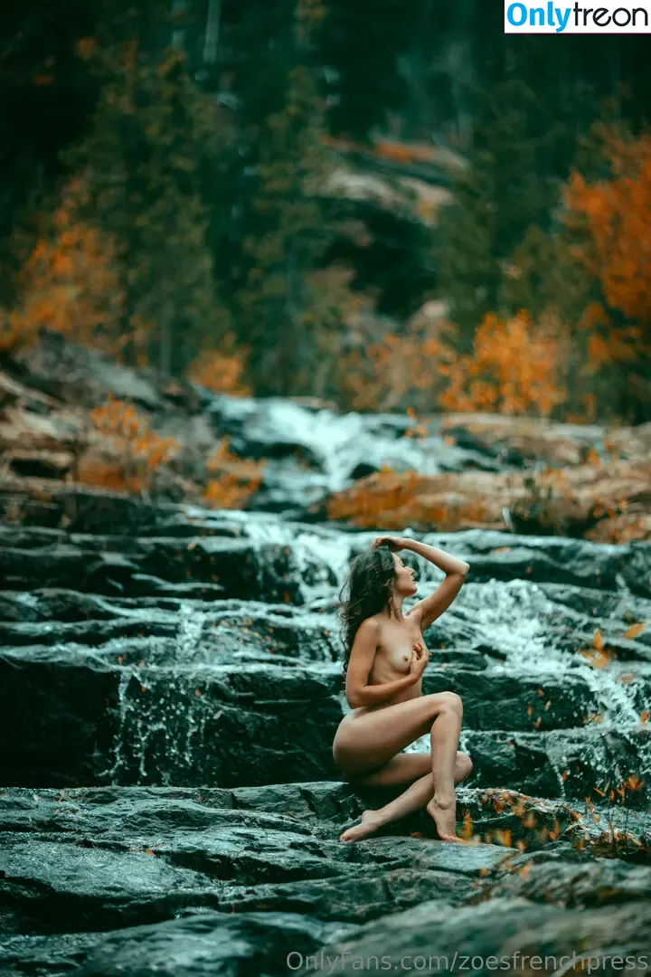 zoesfrenchpress nude photo #0210 (__ffrenchfries__)