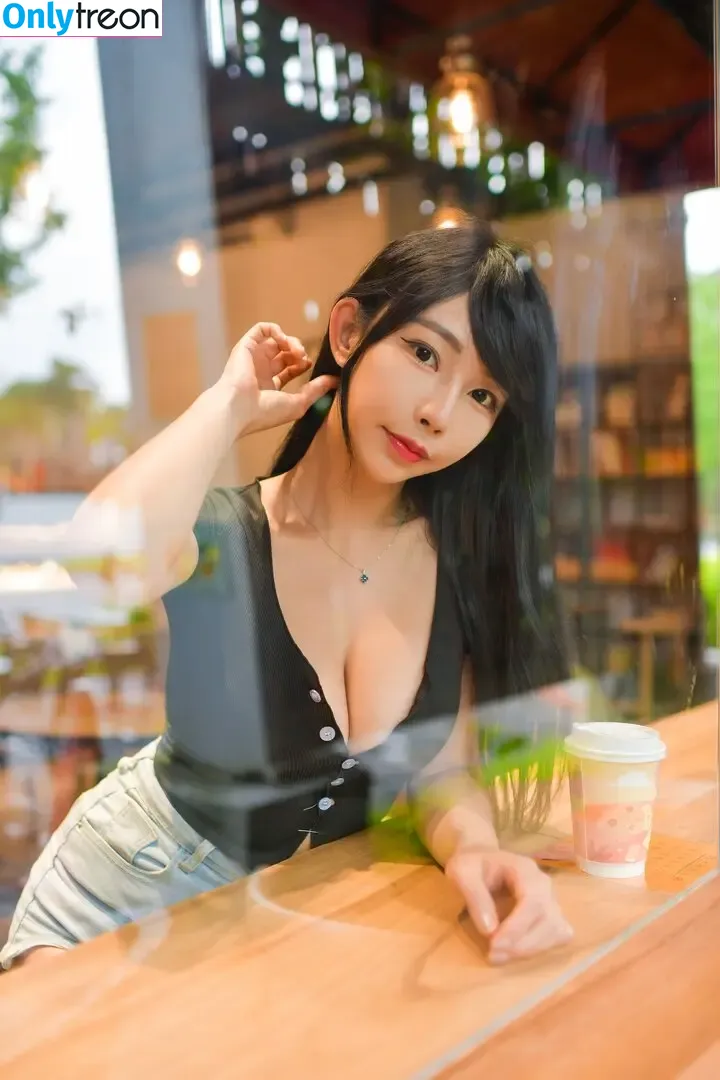 Zoeso nude photo #0394 (zoeso0930)
