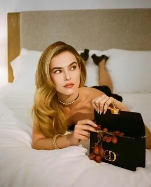 Zoey Deutch / zoeydeutch nude photo #0101
