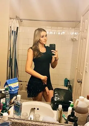 Zoey Taylor / ZoeyTay61711588 / zoeyt123 / zoeytaylor nude photo #0010