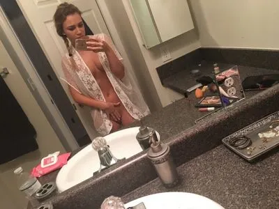 Zoey Taylor / ZoeyTay61711588 / zoeyt123 / zoeytaylor nude photo #0118