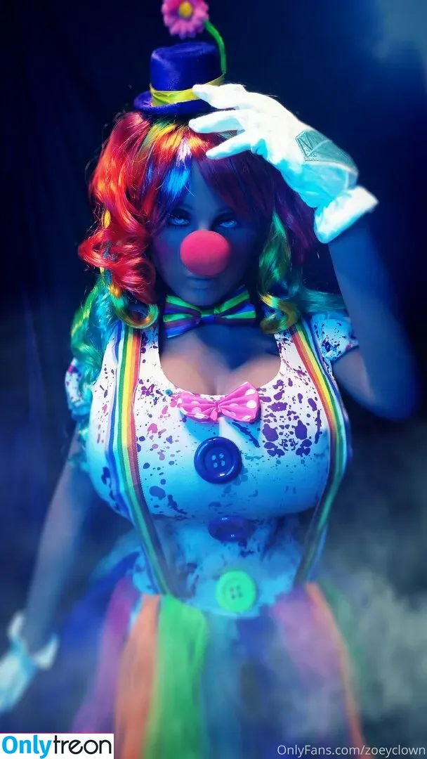 zoeyclown голая photo #0093 (zoey.clown)