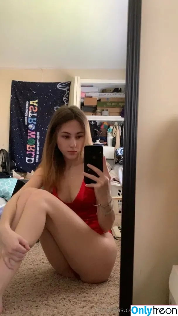 Zoeyhaven nude photo #0009 (Zoeyxhaven / zoeyshavenbnb)