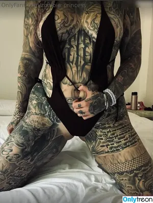Zombieprinzessin / inked_zombieprincess nude photo #0080