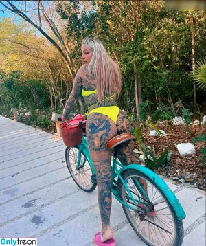 Zombieprinzessin / inked_zombieprincess nude photo #0103