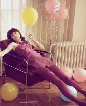 Zooey Deschanel / zooeydeschanel фото голая #0021