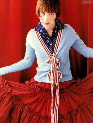 Zooey Deschanel / zooeydeschanel фото голая #0218