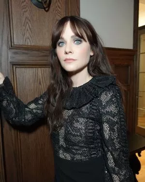Zooey Deschanel / zooeydeschanel фото голая #0248