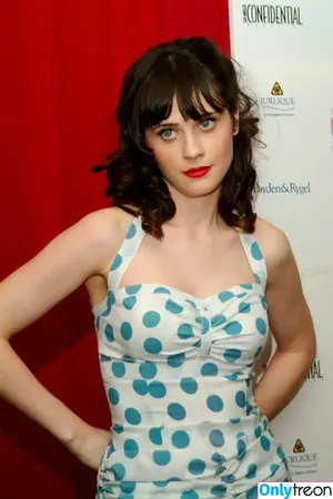 Zooey Deschanel / zooeydeschanel фото голая #0309