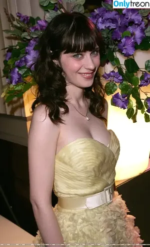 Zooey Deschanel / zooeydeschanel фото голая #0326