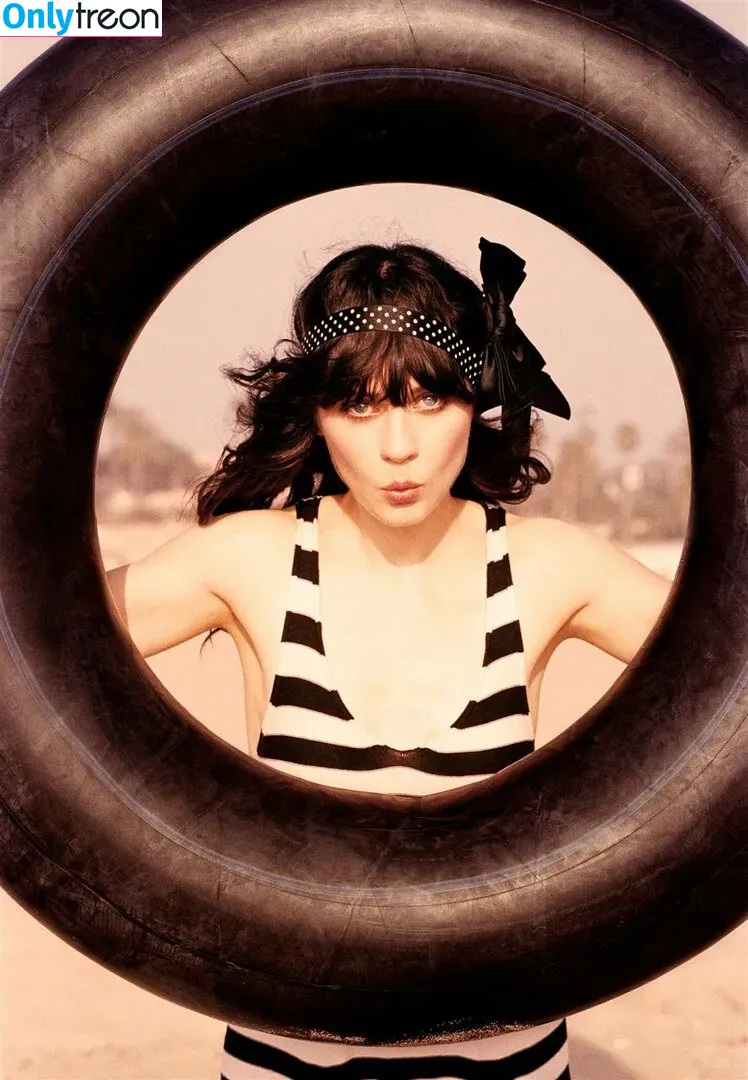 Zooey Deschanel голая photo #0085 (zooeydeschanel)