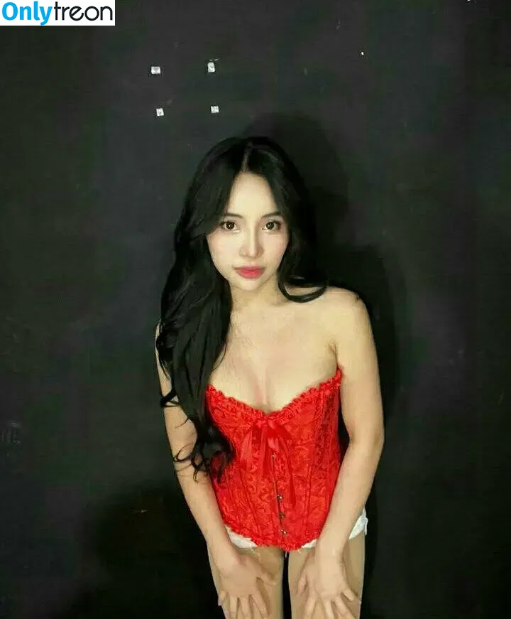 Zsara Laxamana nude photo #0047 (zsaralaxamana)