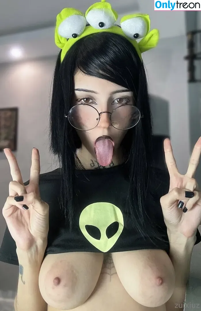 zuixiuzz голая photo #0172 (zziuz)