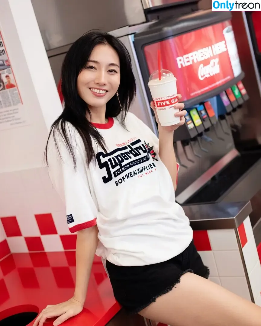 Zumi nude photo #0259 (zestyzumi)